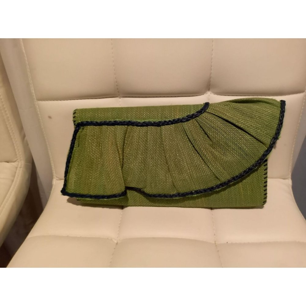 Ruffle Straw Clutch Bag